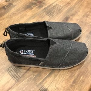 Charcoal / Black Chill Luxe by BOBS, SKECHERS